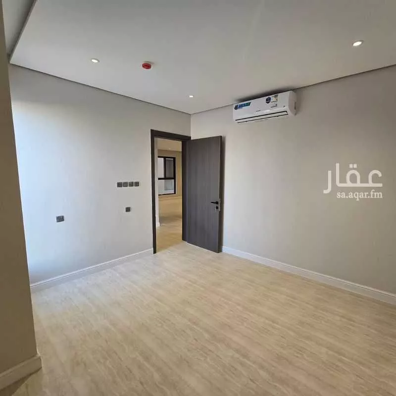 3 bedroom apartment in Al Maizilah 9