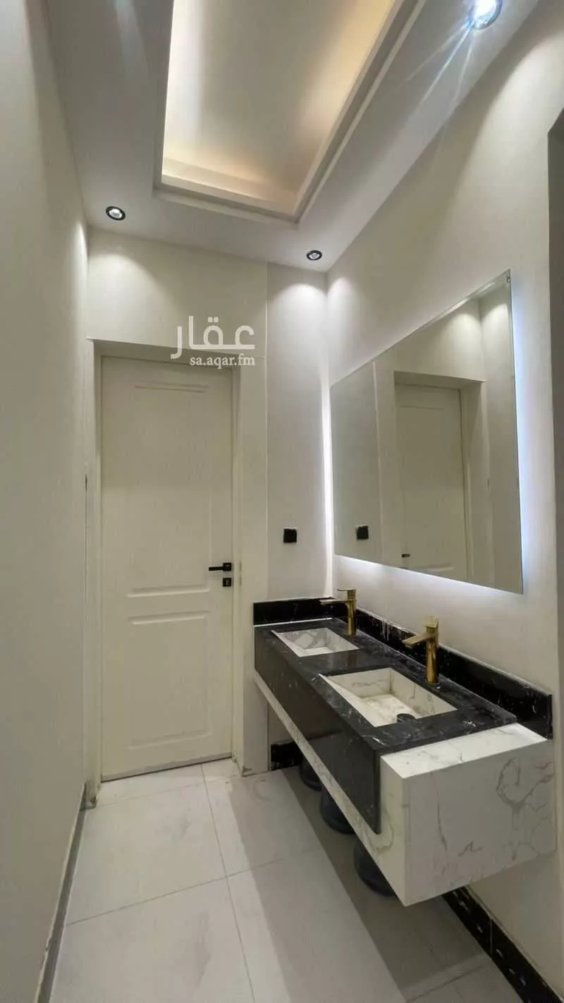 5 bedroom apartment in Tuwaiq 8