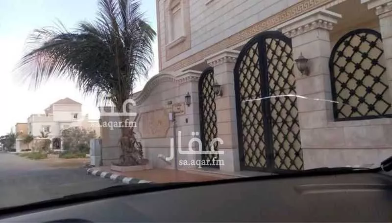 فيلا 12 غرف في الشراع 3