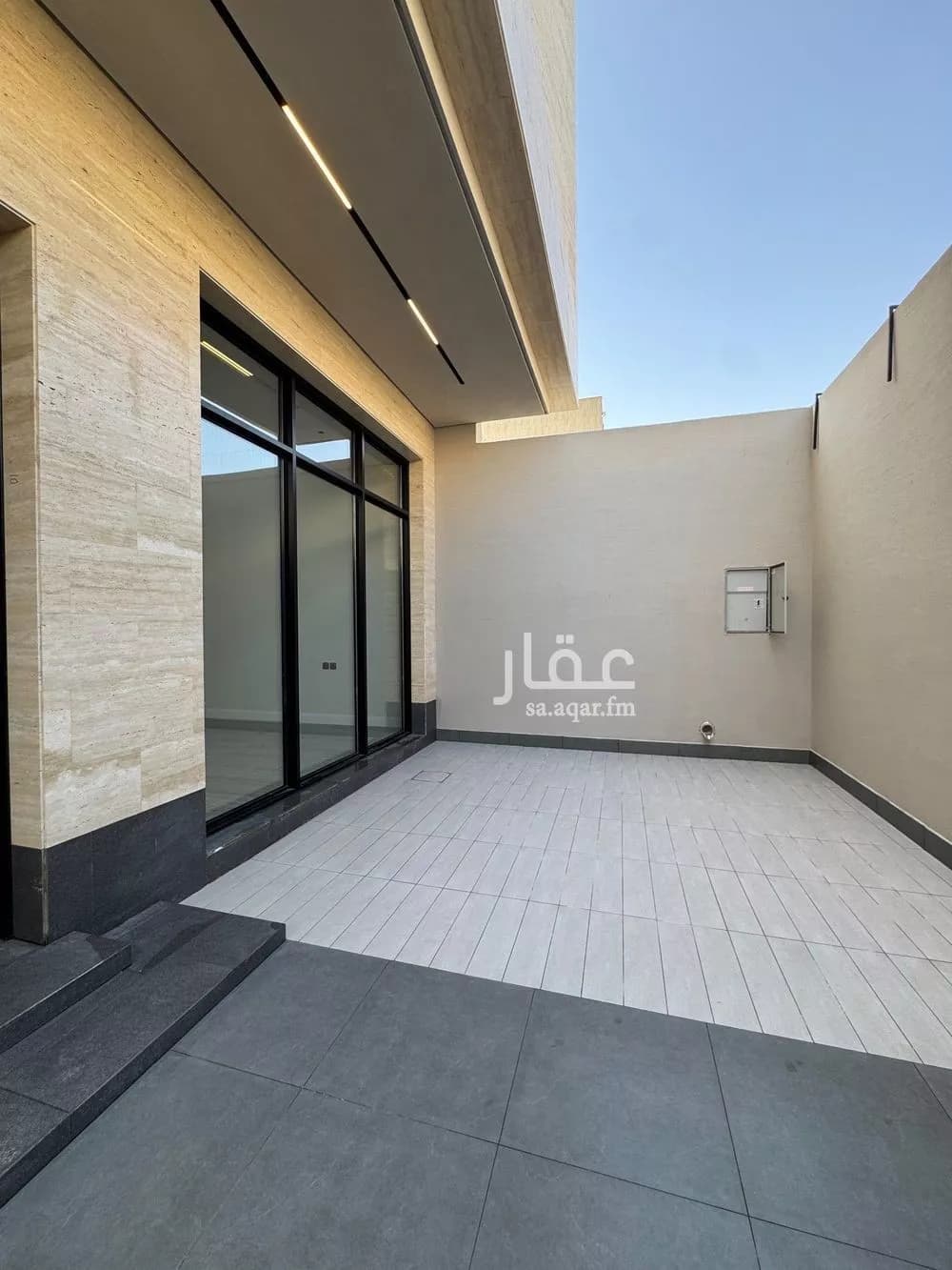 فيلا 5 غرف في النرجس 2