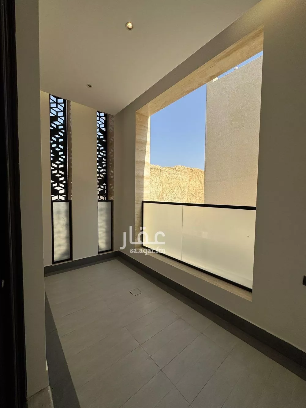 فيلا 5 غرف في النرجس 16