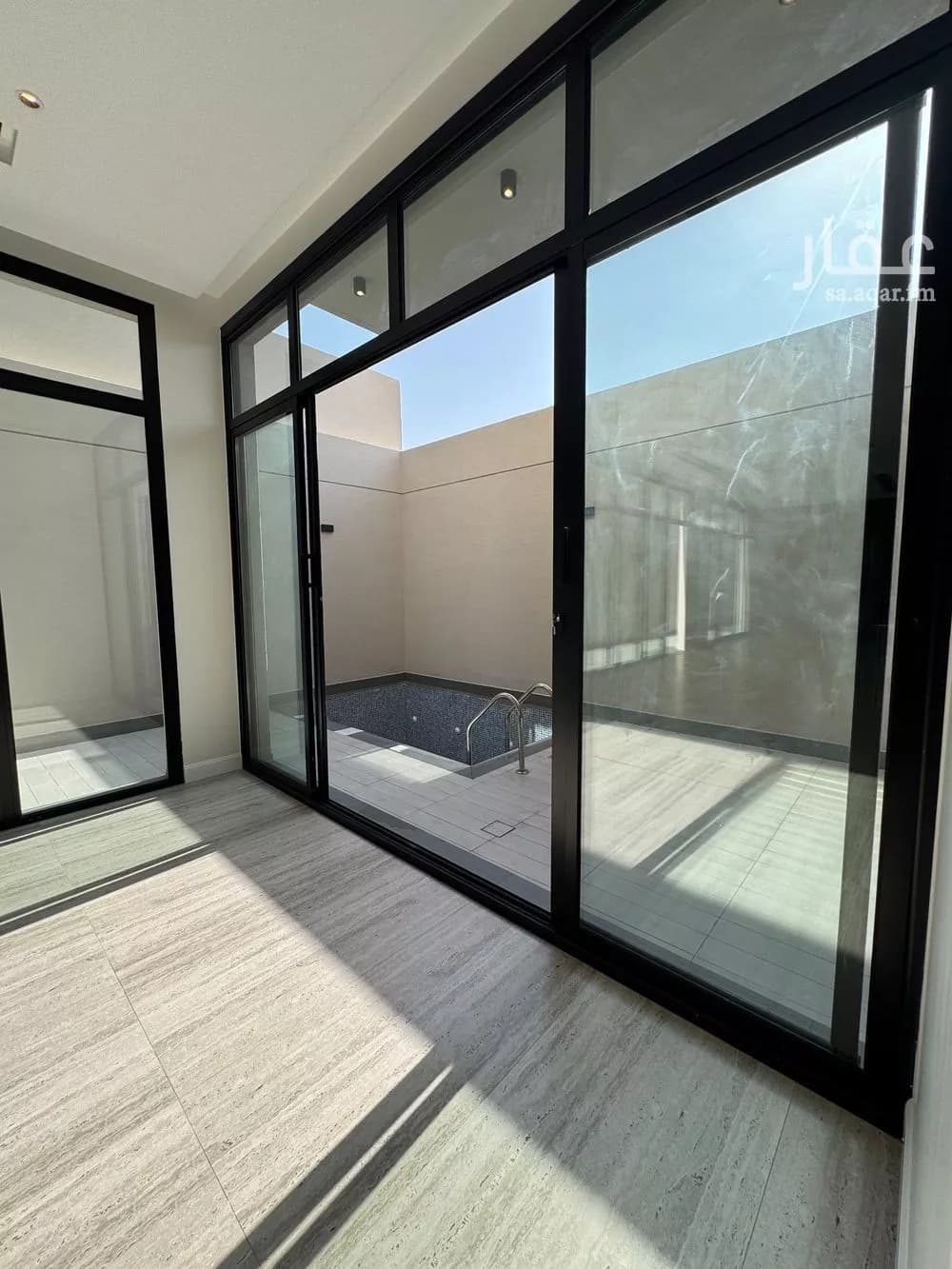 فيلا 5 غرف في النرجس 20