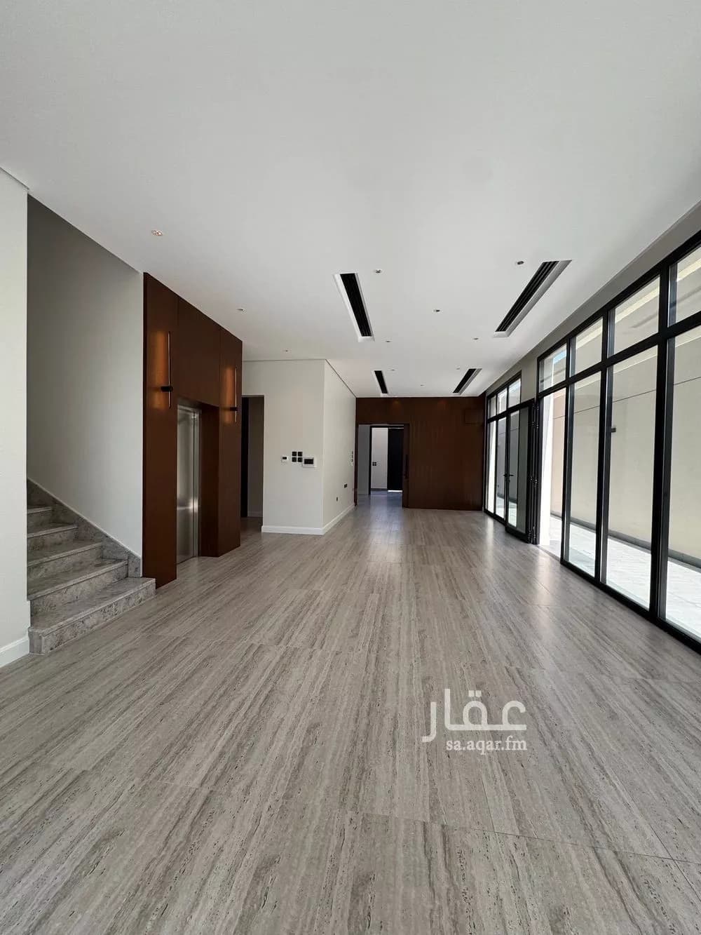 فيلا 5 غرف في النرجس 23