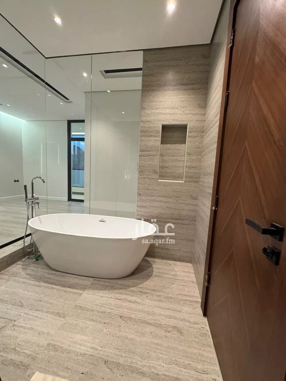 فيلا 5 غرف في النرجس 24