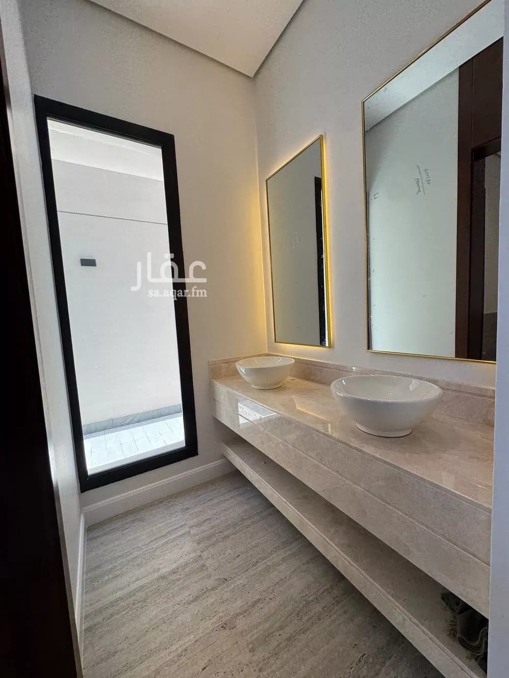 فيلا 5 غرف في النرجس 5