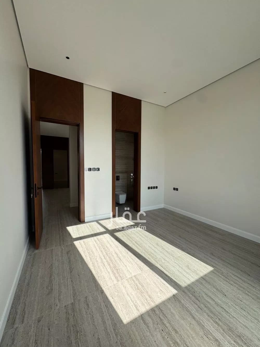 فيلا 5 غرف في النرجس 8