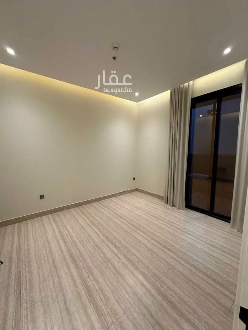 شقة 3 غرف في الرمال 4