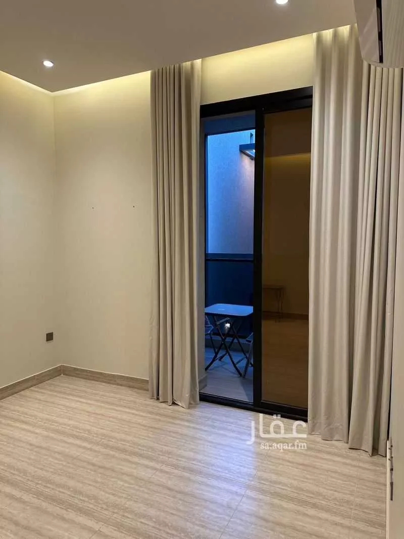 شقة 3 غرف في الرمال 5