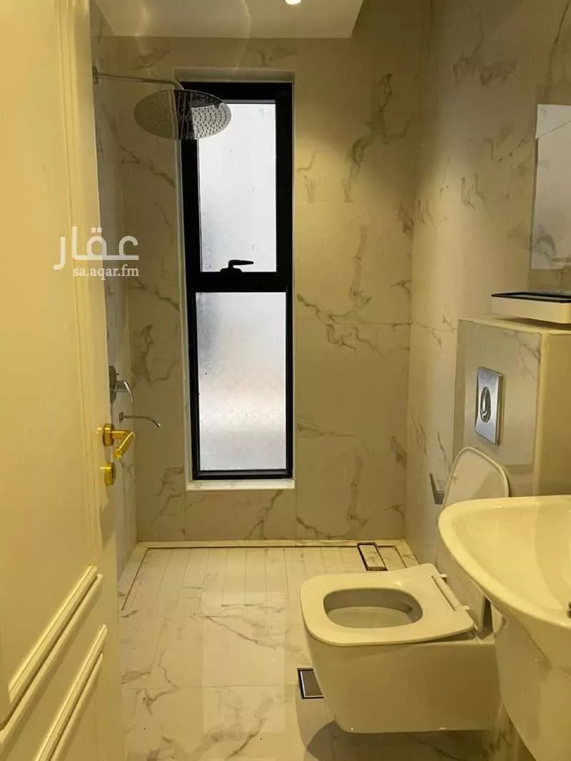 3 bedroom apartment in Al Qairawan 5