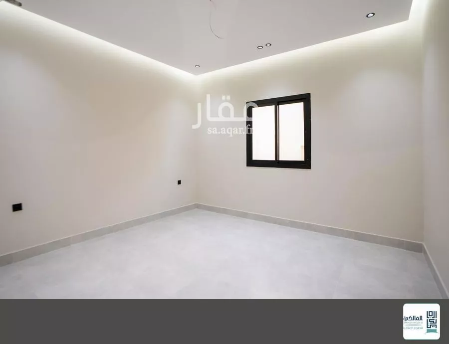 4 bedroom apartment in Al Rawdah 13