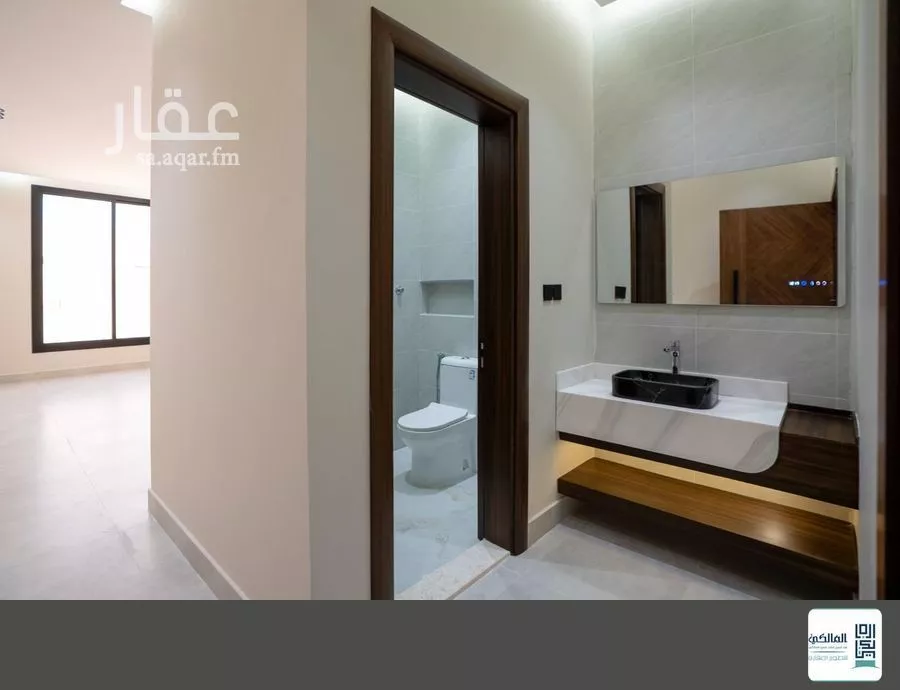 4 bedroom apartment in Al Rawdah 6