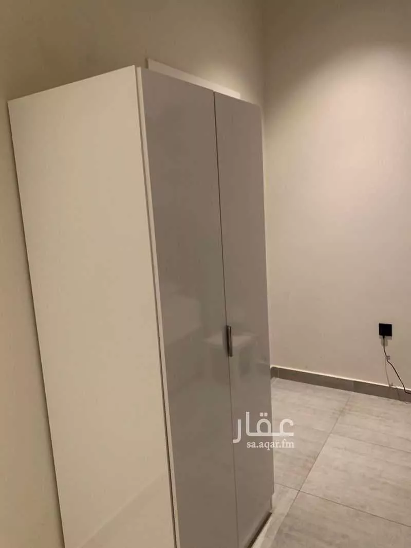 3 bedroom apartment in Al Malqa 4