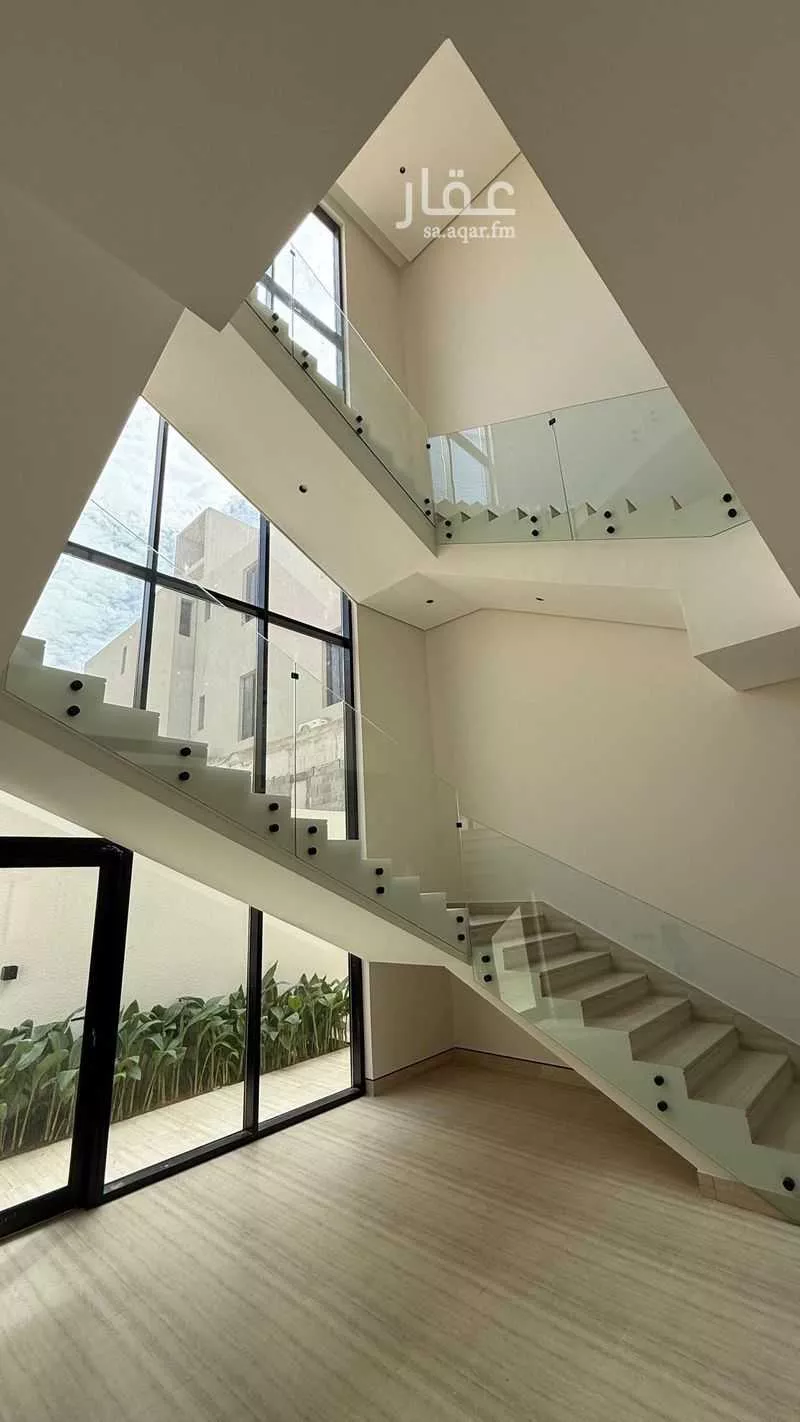 فيلا 4 غرف في النرجس 4