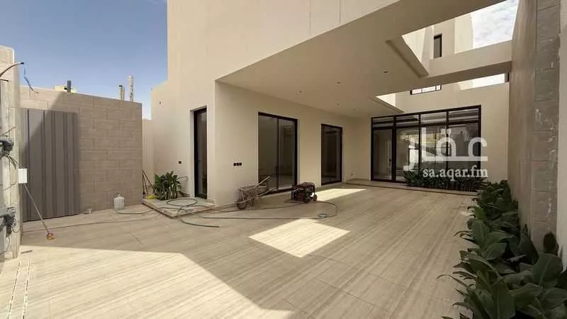 فيلا 4 غرف في النرجس 8