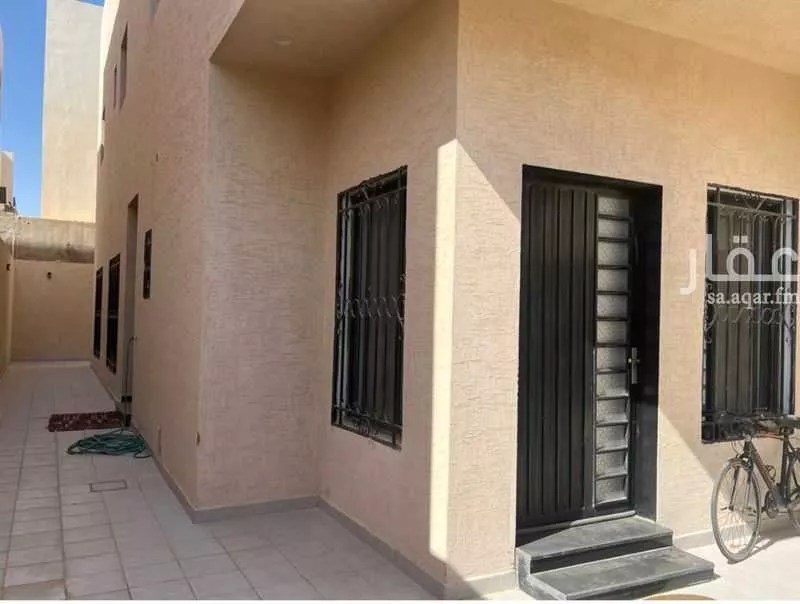 7 bedroom villa in Dirab 1