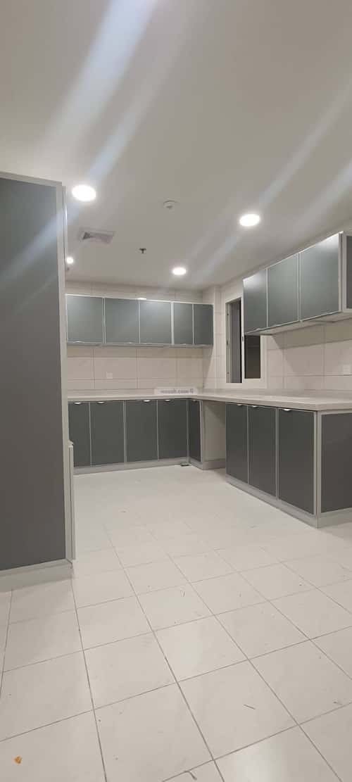 4 bedroom apartment in Al Hamra 3