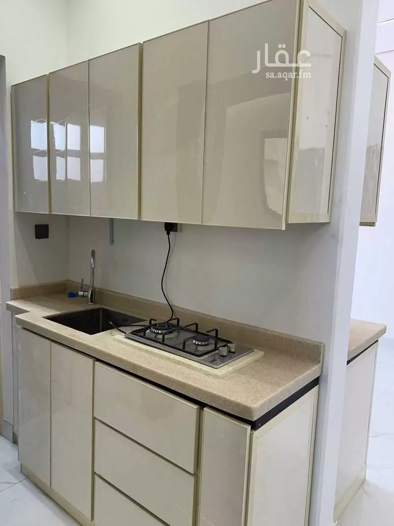 3 bedroom floor in Al Rimal 6