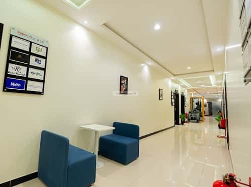 مكتب 884 م² في العارض 17