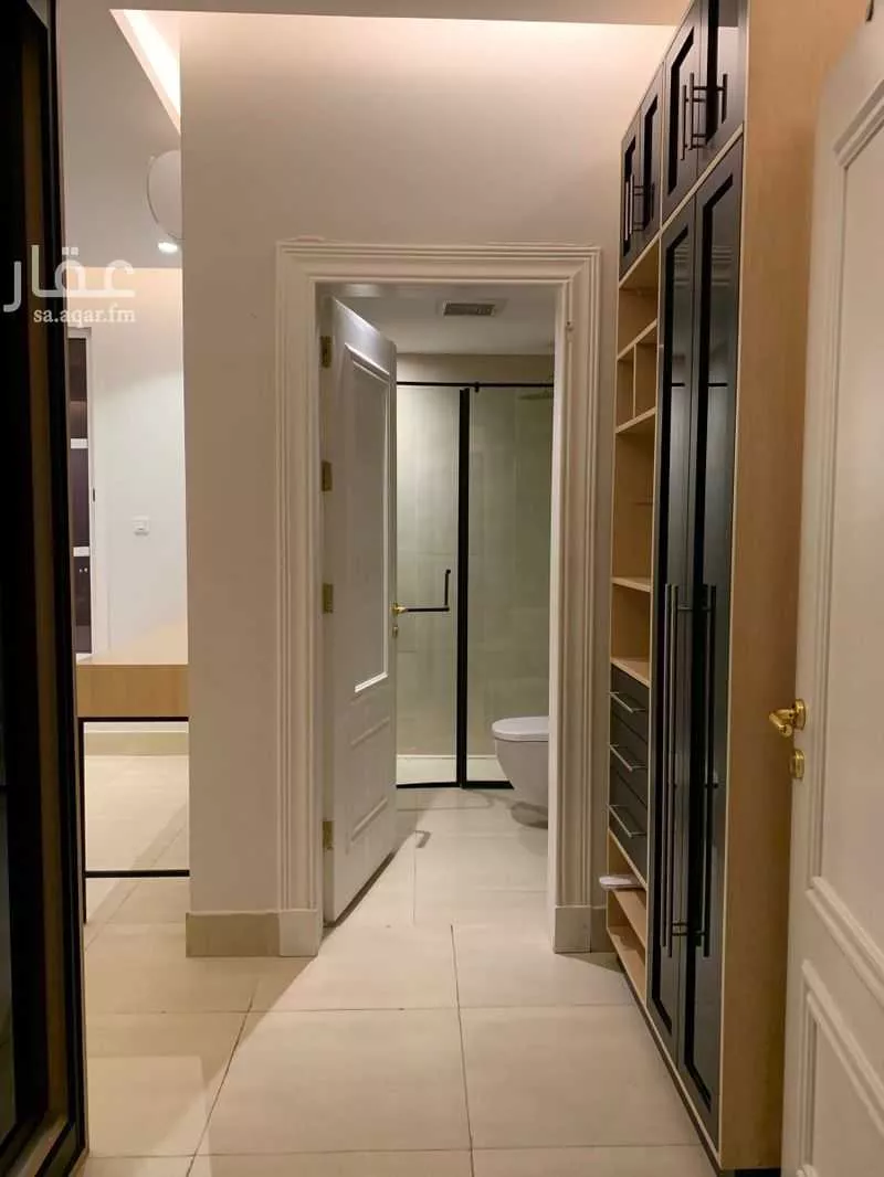 شقة 5 غرف في الملقا 1