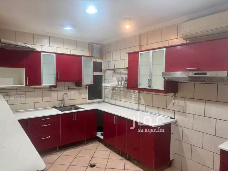 4 bedroom apartment in Hittin 3