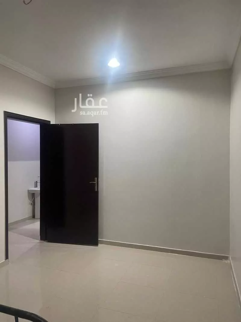 2 bedroom floor in Al Rimal 5