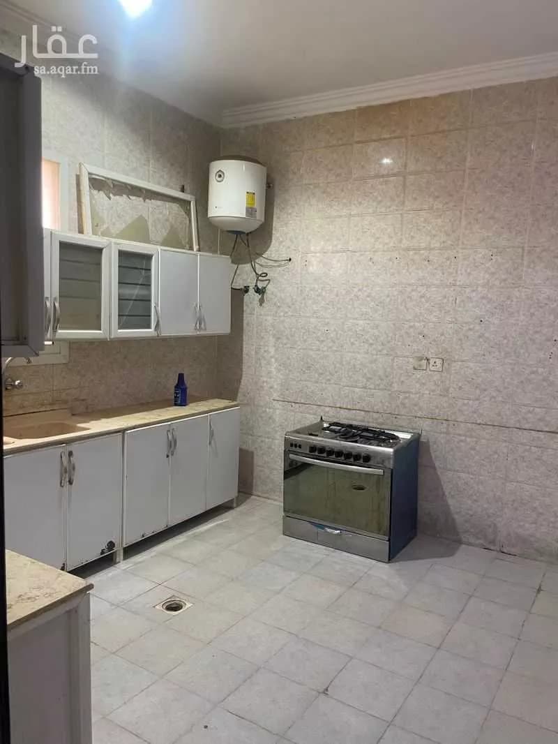 2 bedroom floor in Al Rimal 7