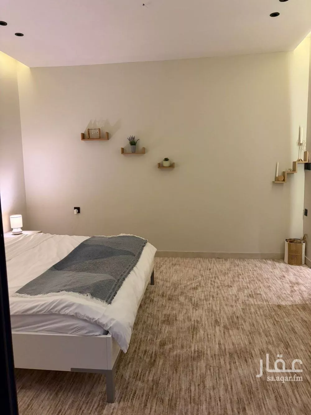 شقة 1 غرف في الحمرا 5