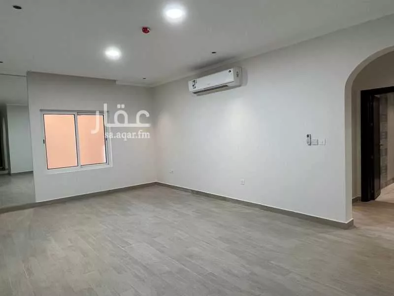 3 bedroom apartment in Al Bandariyah 7