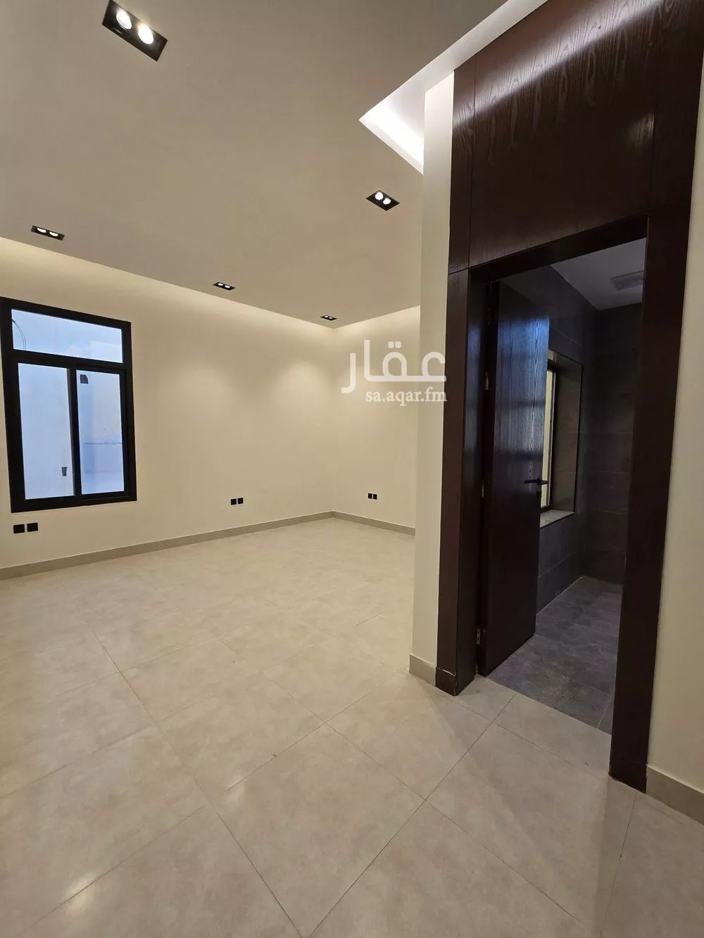 5 bedroom floor in Al Munsiyah 2