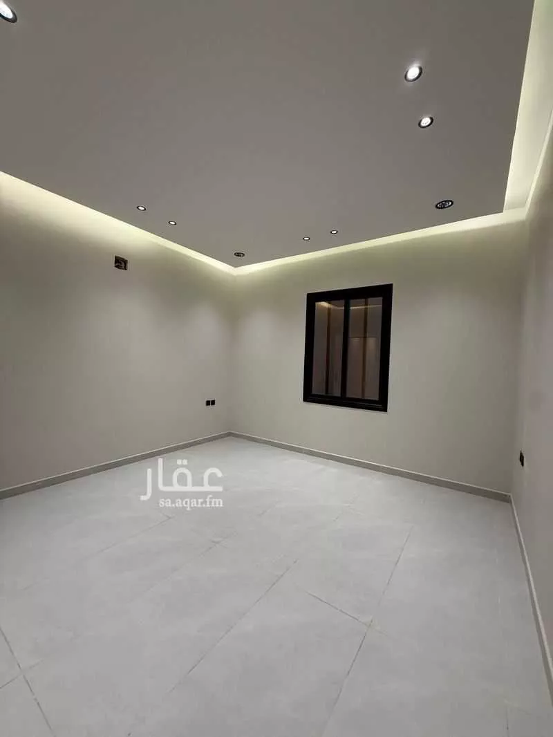 4 bedroom floor in Al Janadriyah 4