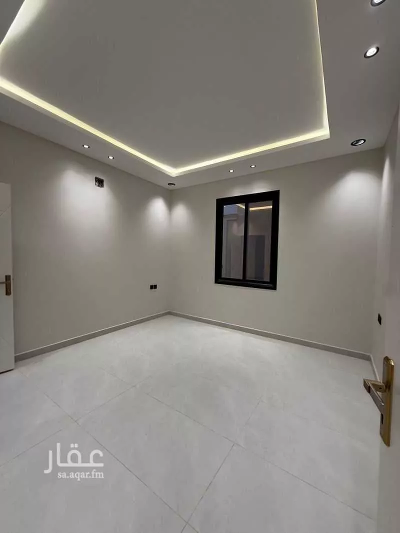 4 bedroom floor in Al Janadriyah 5