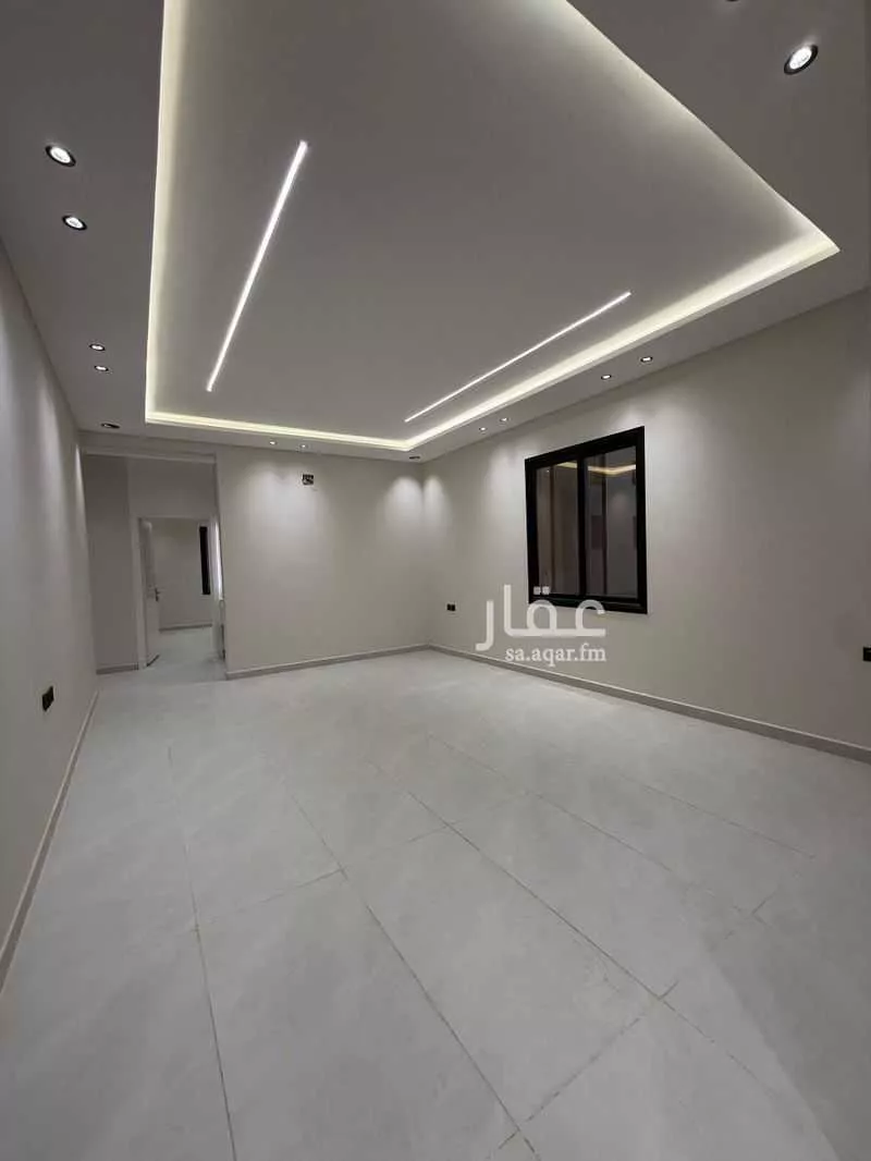 4 bedroom floor in Al Janadriyah 6