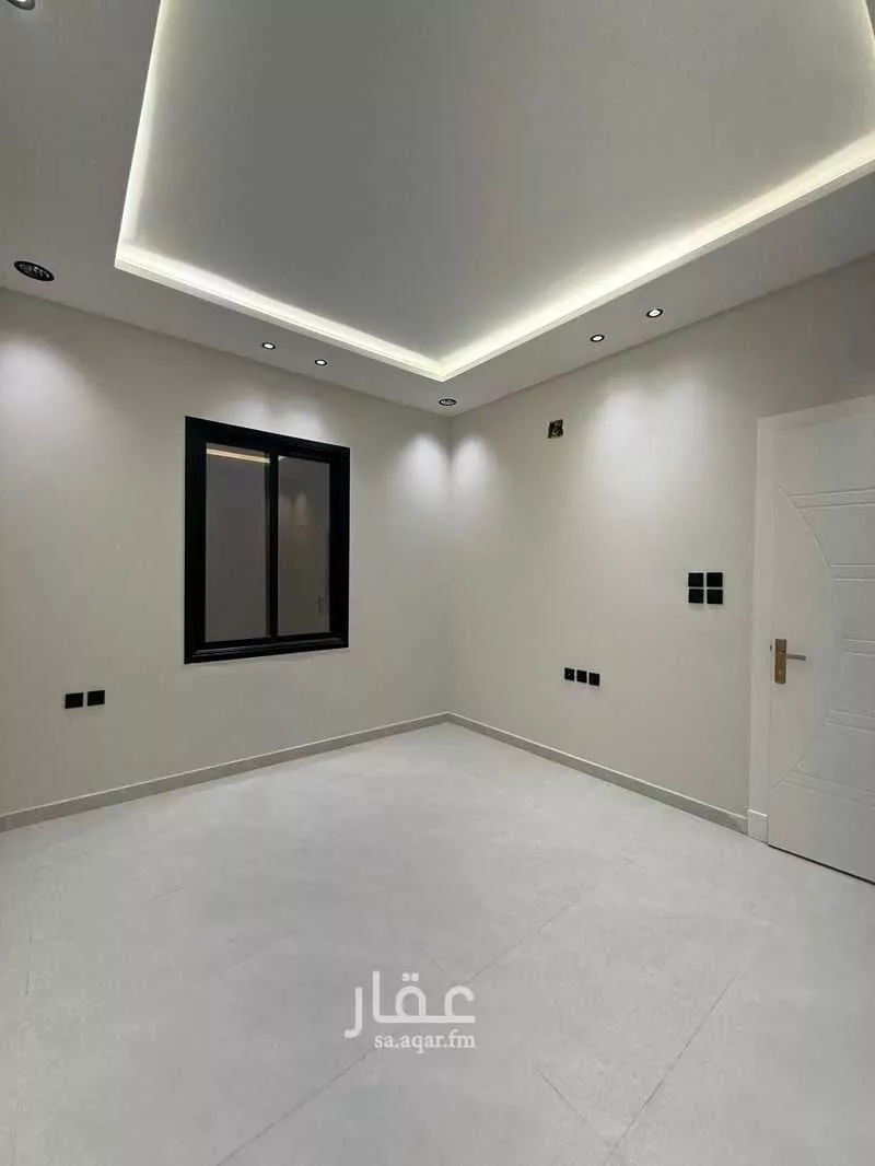 4 bedroom floor in Al Janadriyah 10