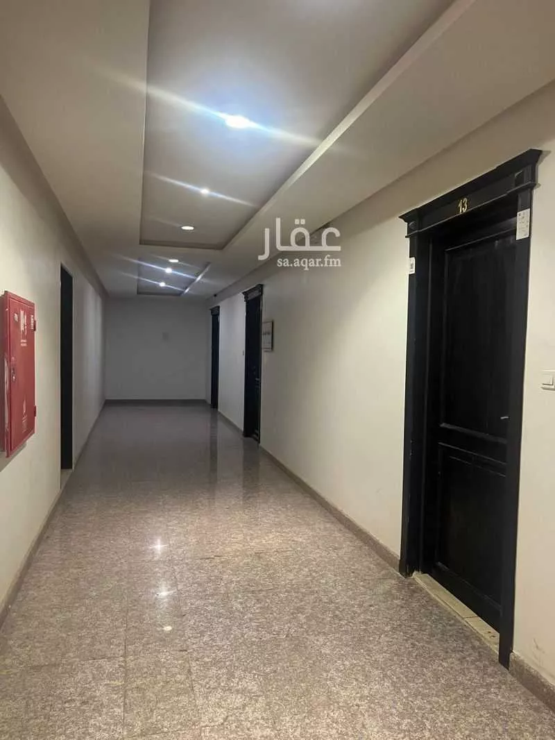 مكتب 900 م² في ظهرة لبن 1