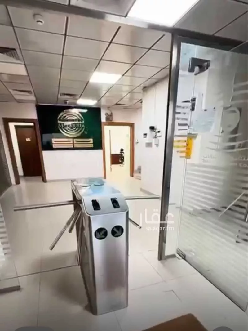 عمارة 825 م² في النخيل 11