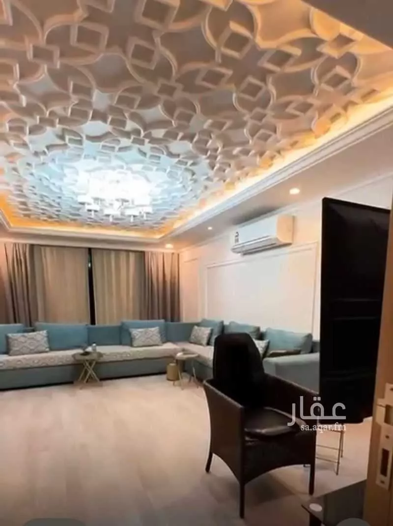 عمارة 825 م² في النخيل 16