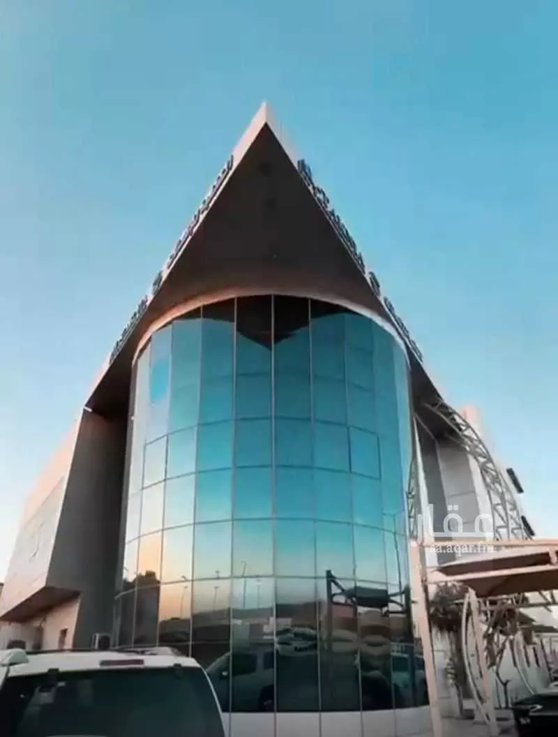 عمارة 825 م² في النخيل 4