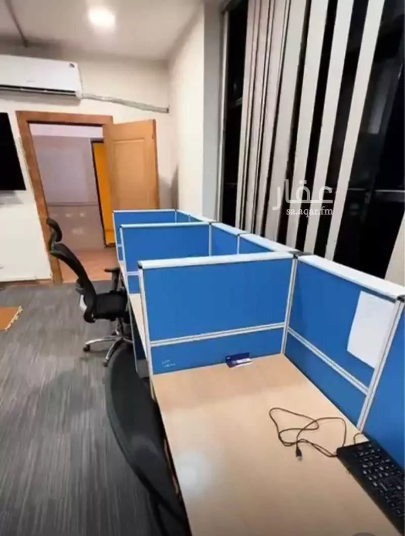 عمارة 825 م² في النخيل 6