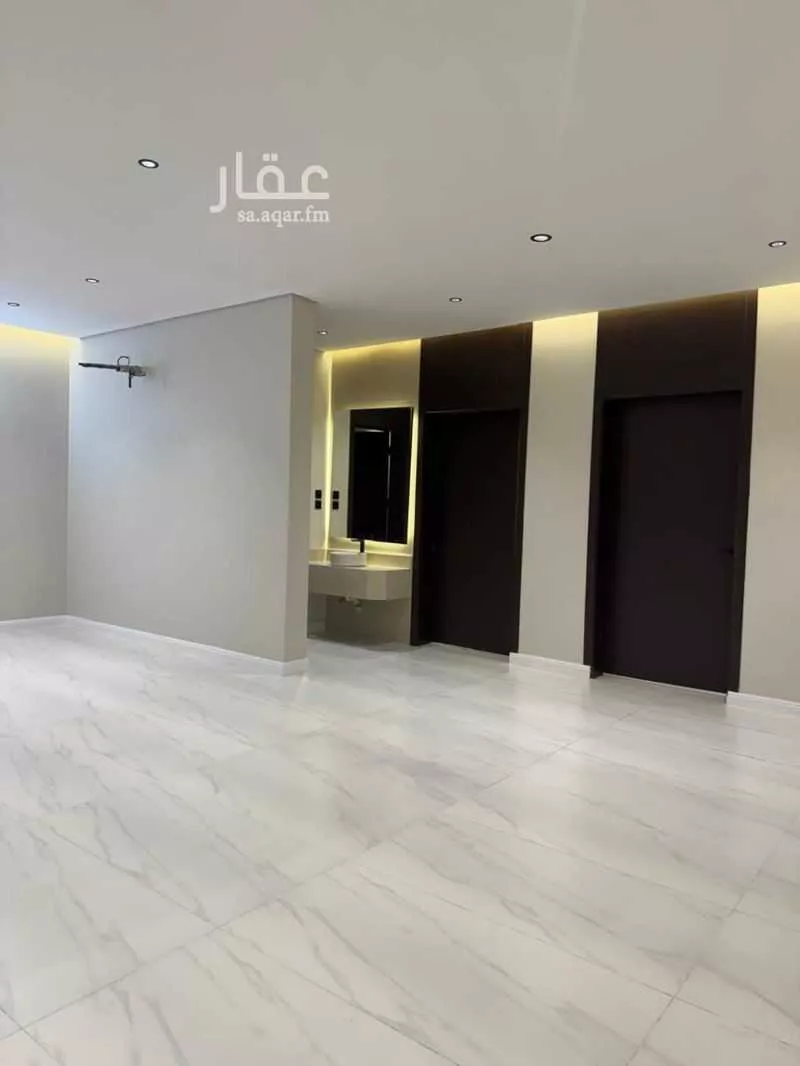 6 bedroom floor in Al Rashidiyyah 1