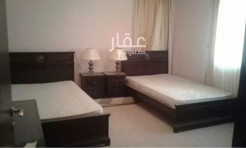 شقة 4 غرف في المرسلات 4