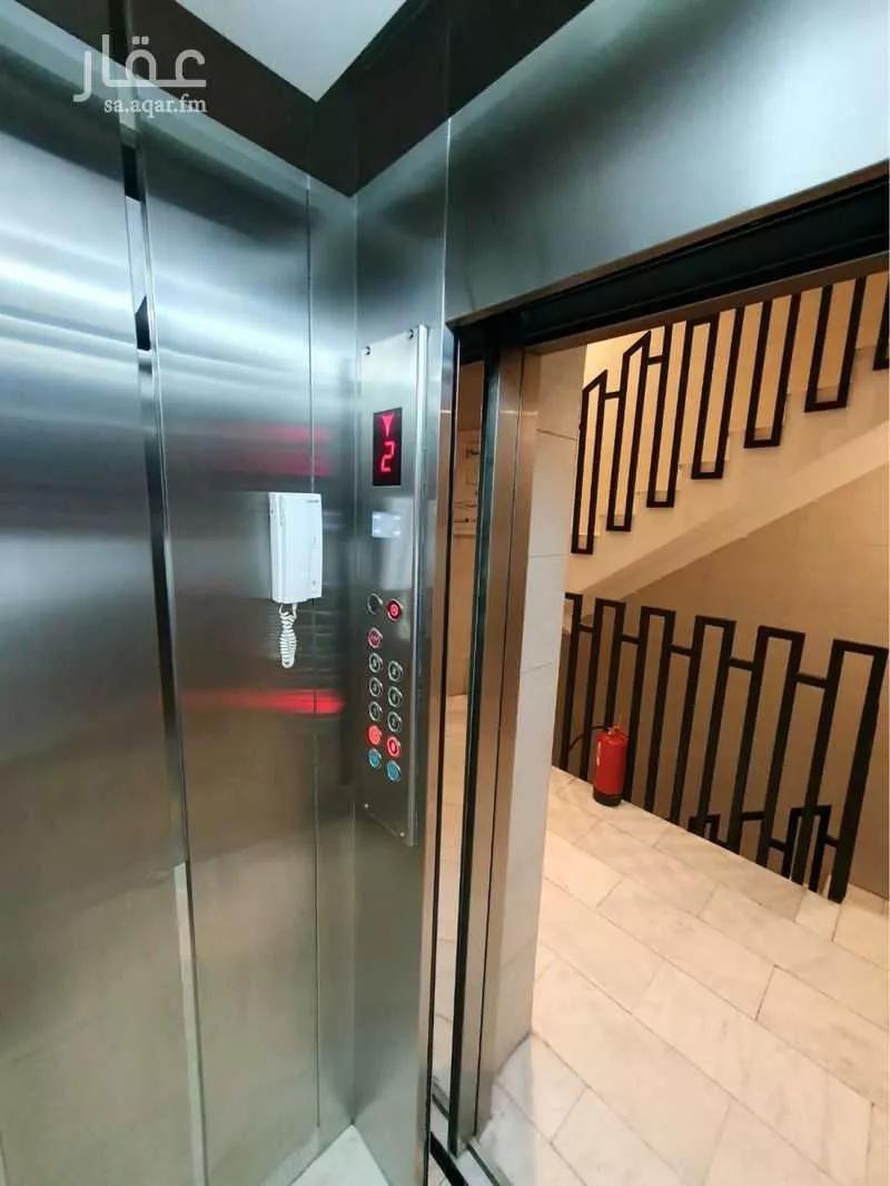 7 bedroom apartment in Al Safa 15