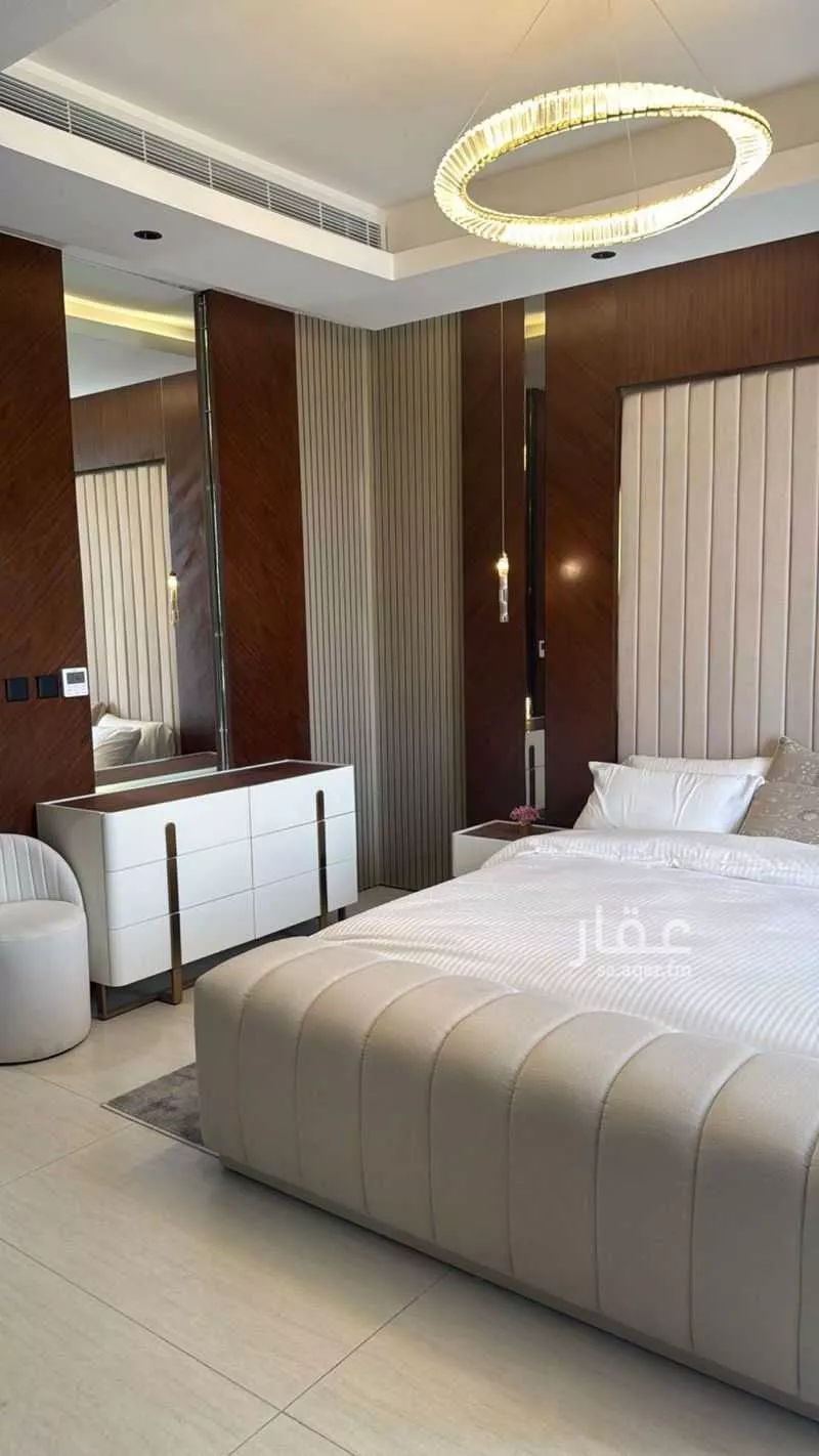 فيلا 5 غرف في السيف 1