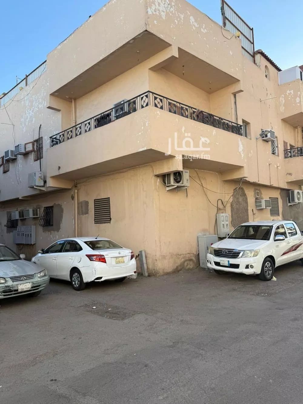 340 sqm building in Al Baraka