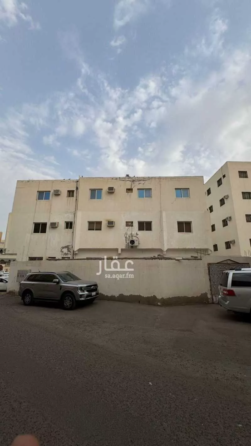 عمارة 754 م² في الشريبات 3