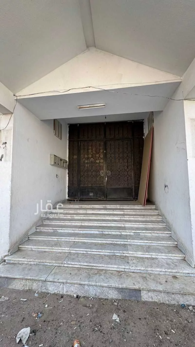 عمارة 754 م² في الشريبات 9