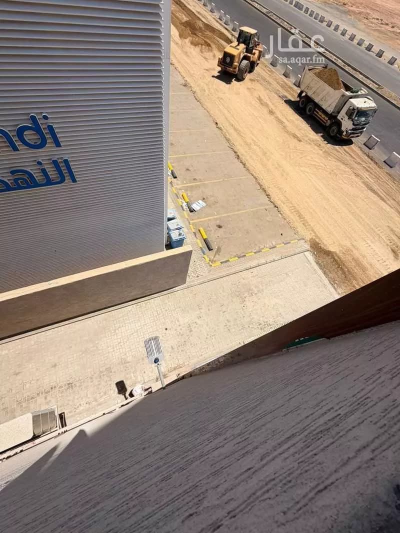 محل 1644 م² في الفردوس 11