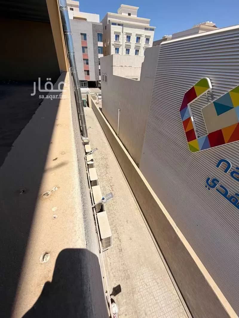 محل 1644 م² في الفردوس 12