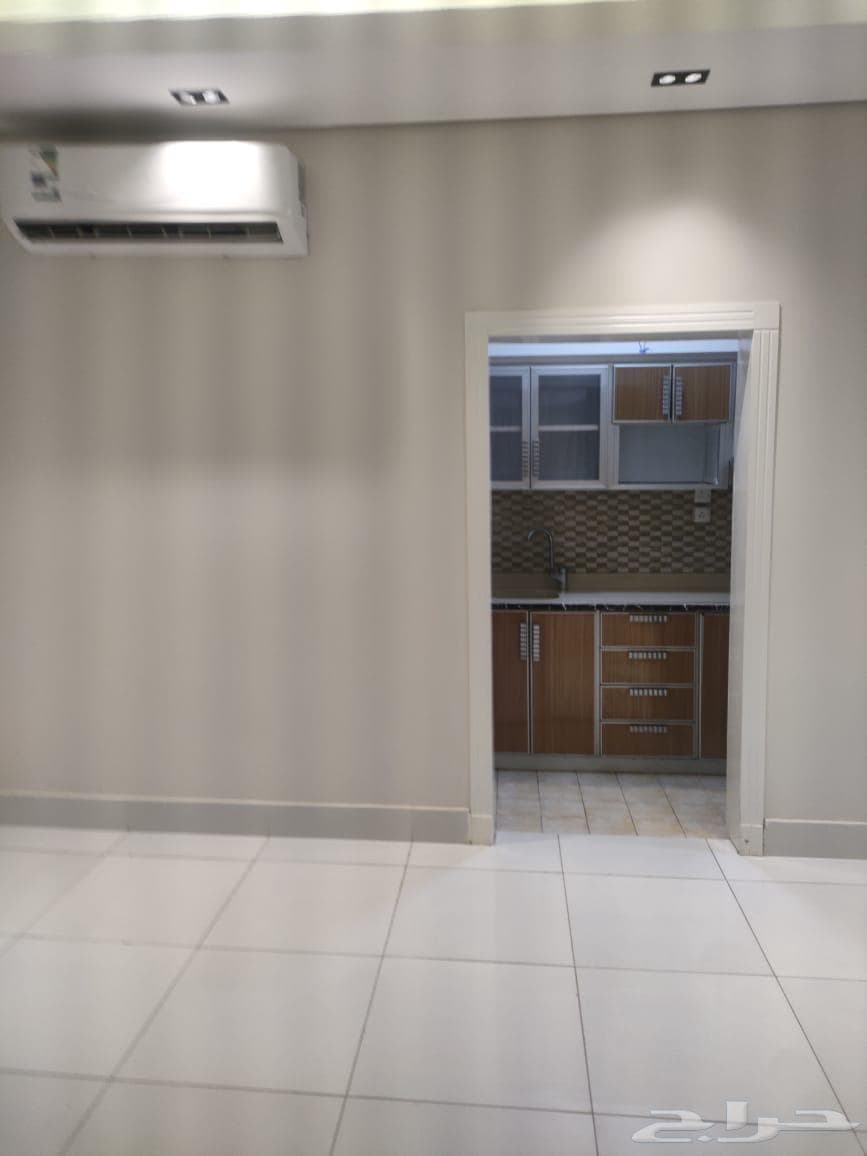 شقة 1 غرف في ظهرة لبن 10