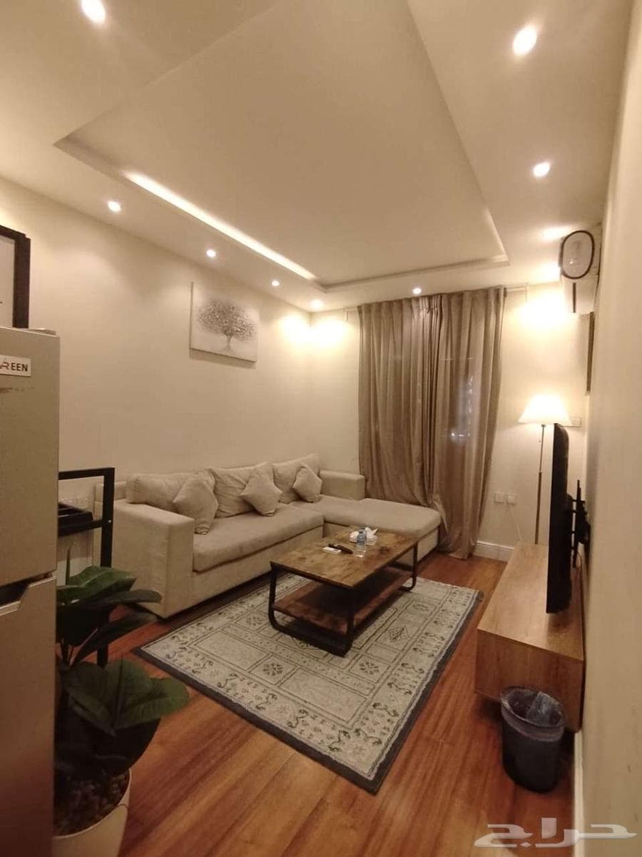 شقة 1 غرف في النزهة 4