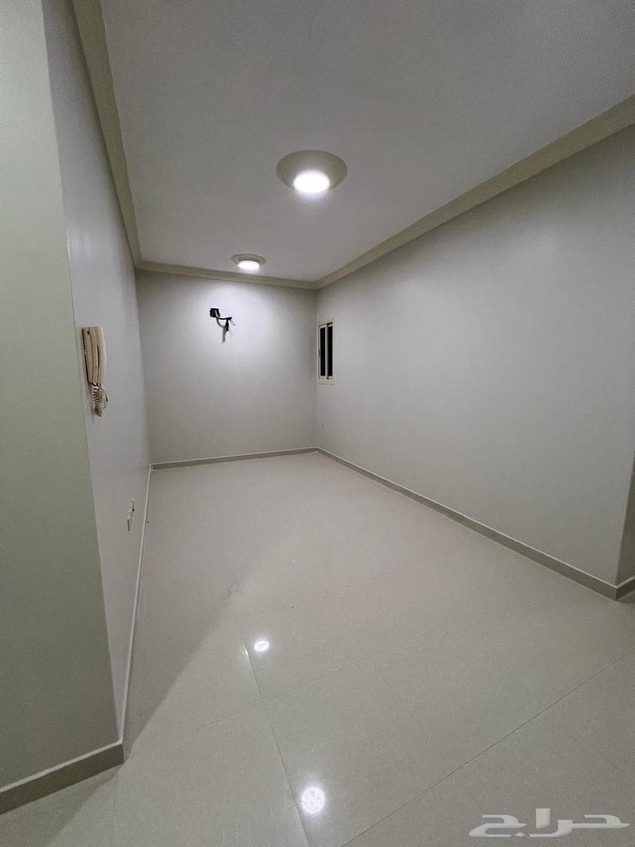 شقة 3 غرف في المهدية 4